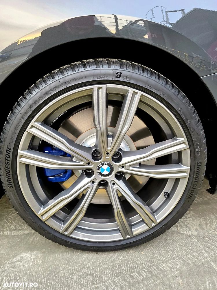 BMW M8 M850i xDrive - 18