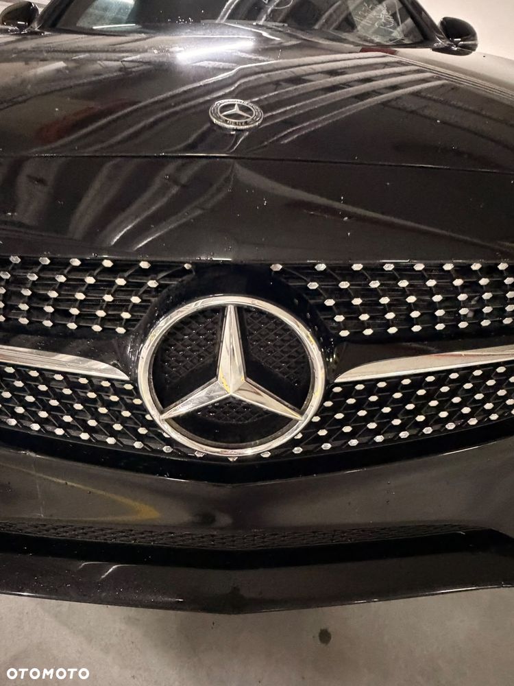 Mercedes-Benz Klasa C 300 9G-TRONIC AMG Line - 18