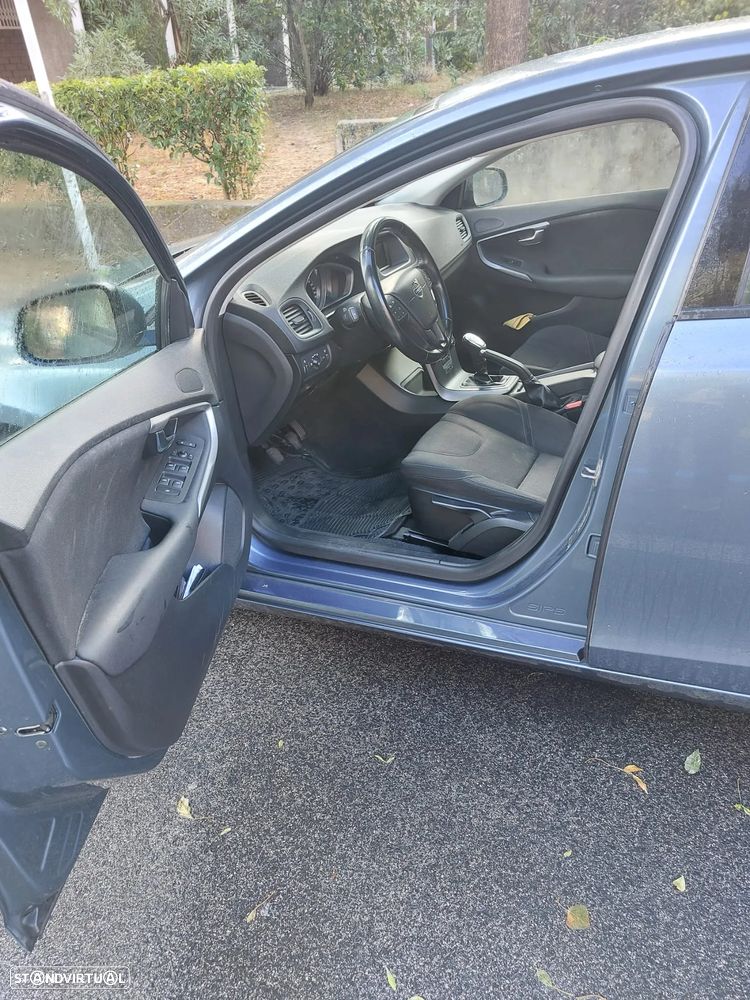 Volvo V40 1.6 D2 Eco Kinetic - 11