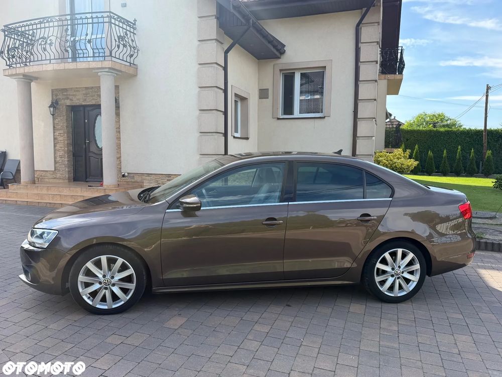 Volkswagen Jetta 1.6 TDI DPF DSG Highline - 3