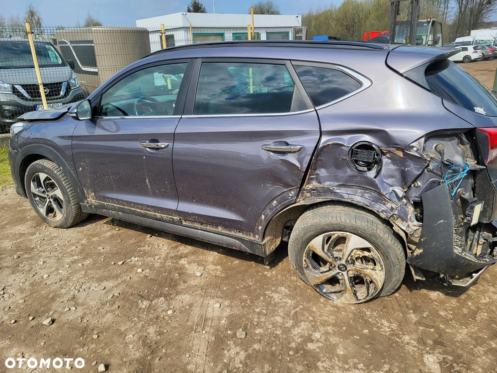 Hyundai Tucson 2.0 CRDi 4WD Passion - 7