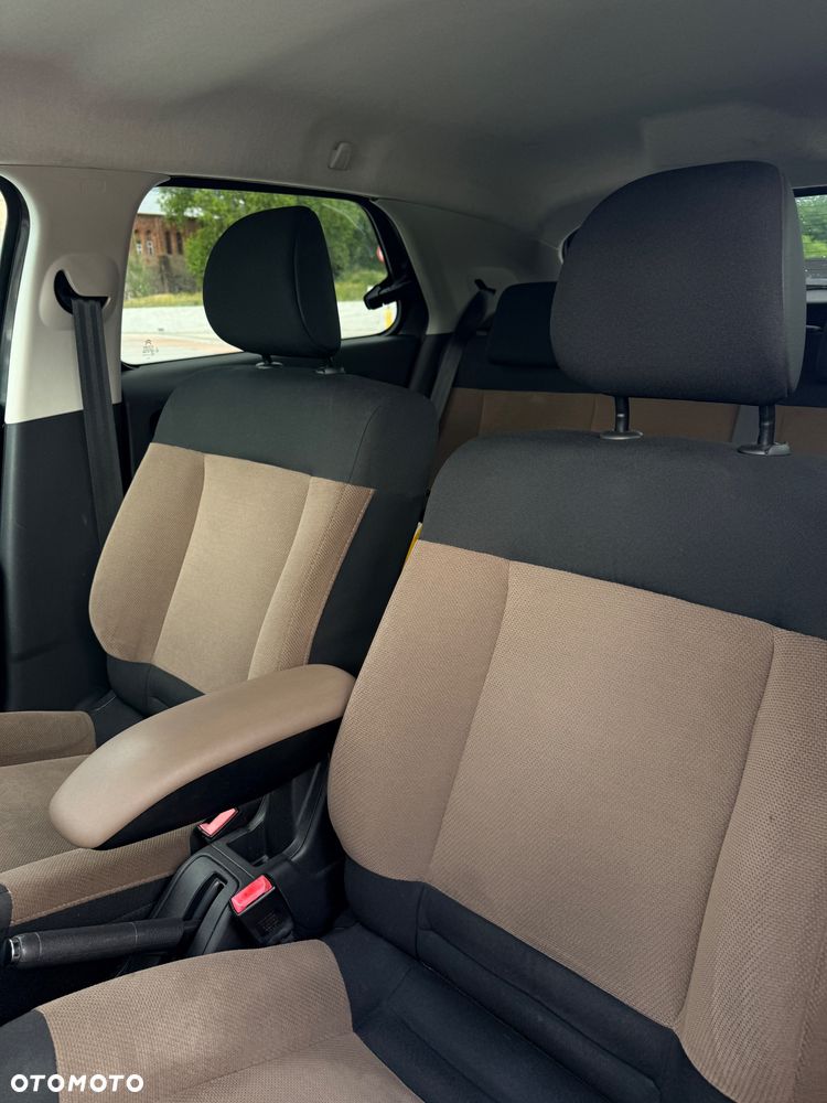 Citroën C4 Cactus 1.2 PureTech Shine Edition S&S - 16