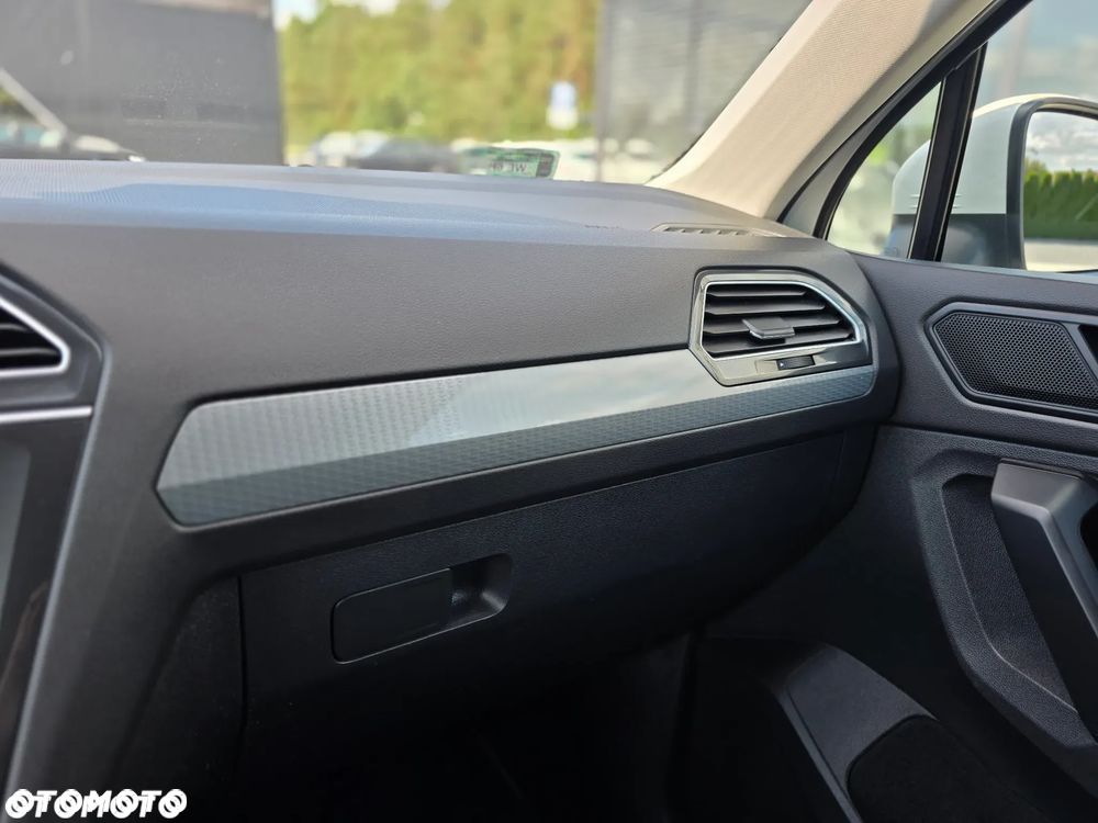 Volkswagen Tiguan 2.0 TDI SCR Life DSG - 29