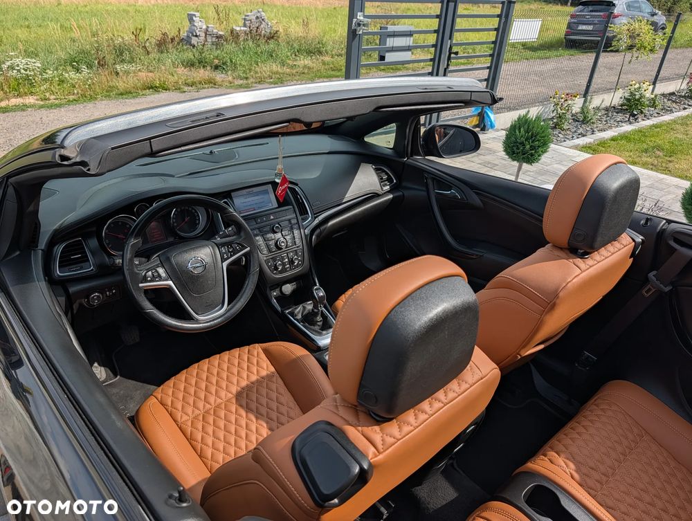 Opel Cascada 2.0 CDTI Cosmo S&S - 29