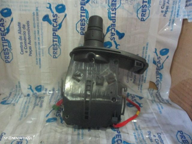 Comutador 88102001 RENAULT KANGOO 2010 (LUZES, PISCAS) RENAULT CLIO 3 2006 1.5DCI 8V 70CV 5P CINZENTO (LUZES, PISCAS)  RENAULT MODUS FASE 2 LONG 2009 1.5DCI 65CV 5P BEGE (LUZES, PISCAS) - 2