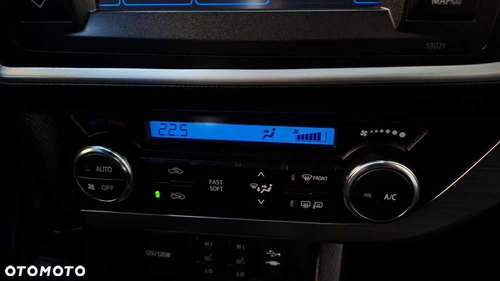 Toyota Auris 1.6 Sol - 25