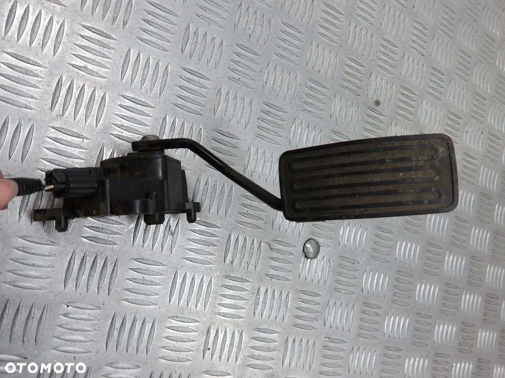 NISSAN QASHQAI I 06-09 1.5 D PEDAŁ POTENCJOMETR GAZU - 1