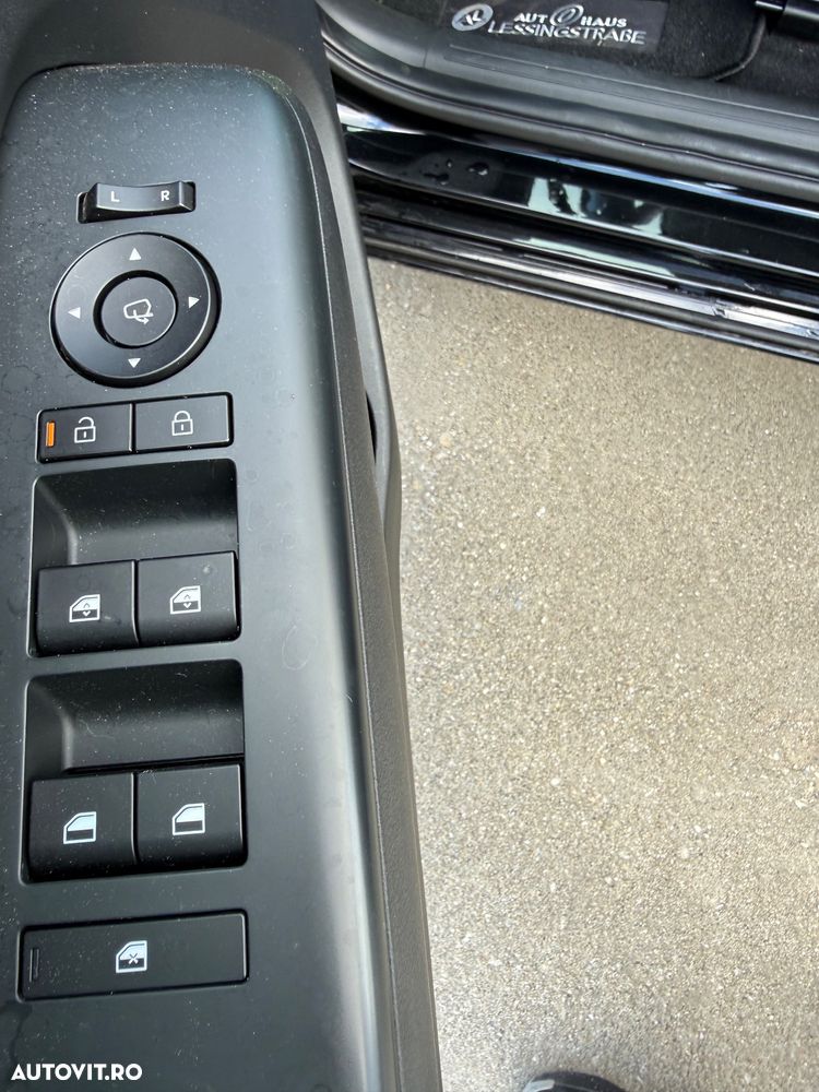Hyundai KONA BEV 156 CP 48.4 kWh Premium - 25