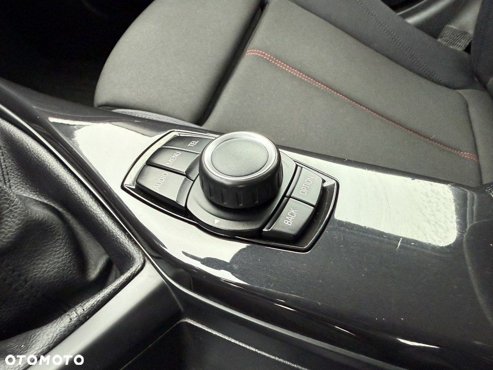 BMW Seria 1 116i Sport Line - 27