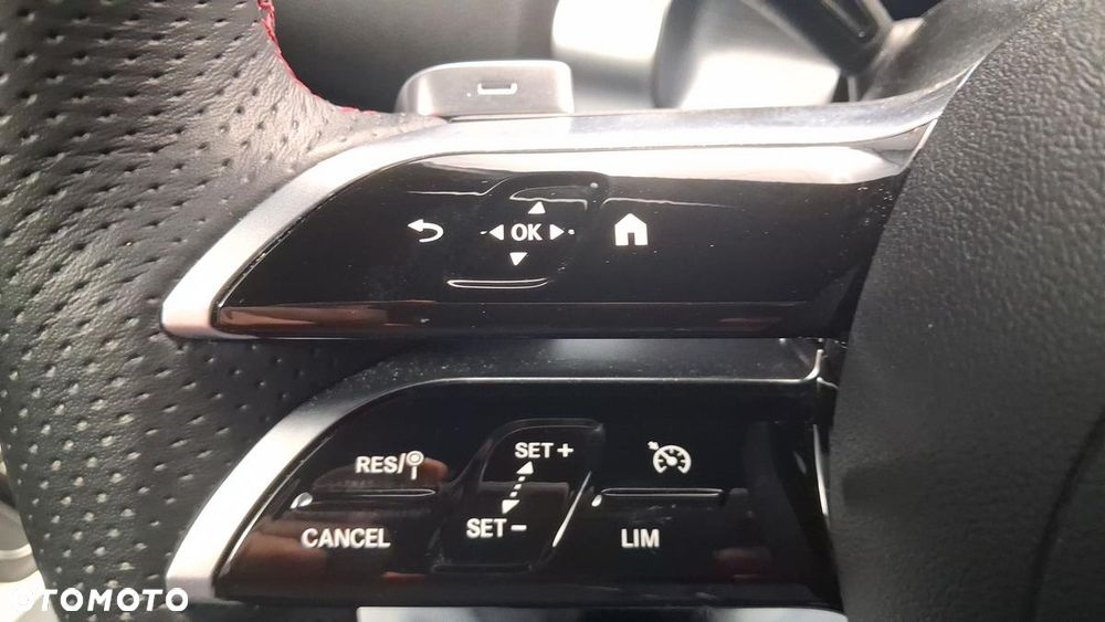 Mercedes-Benz GLB 220 d 4-Matic AMG Line 8G-DCT - 15