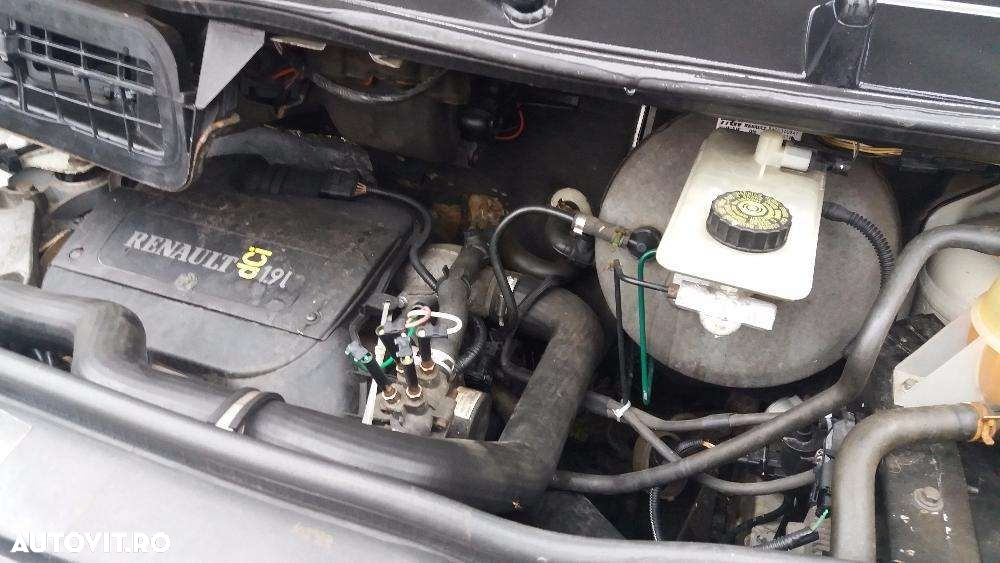 Motor + cutie viteze Renault Trafic 1.9 DCI an 2004 avriat - 2