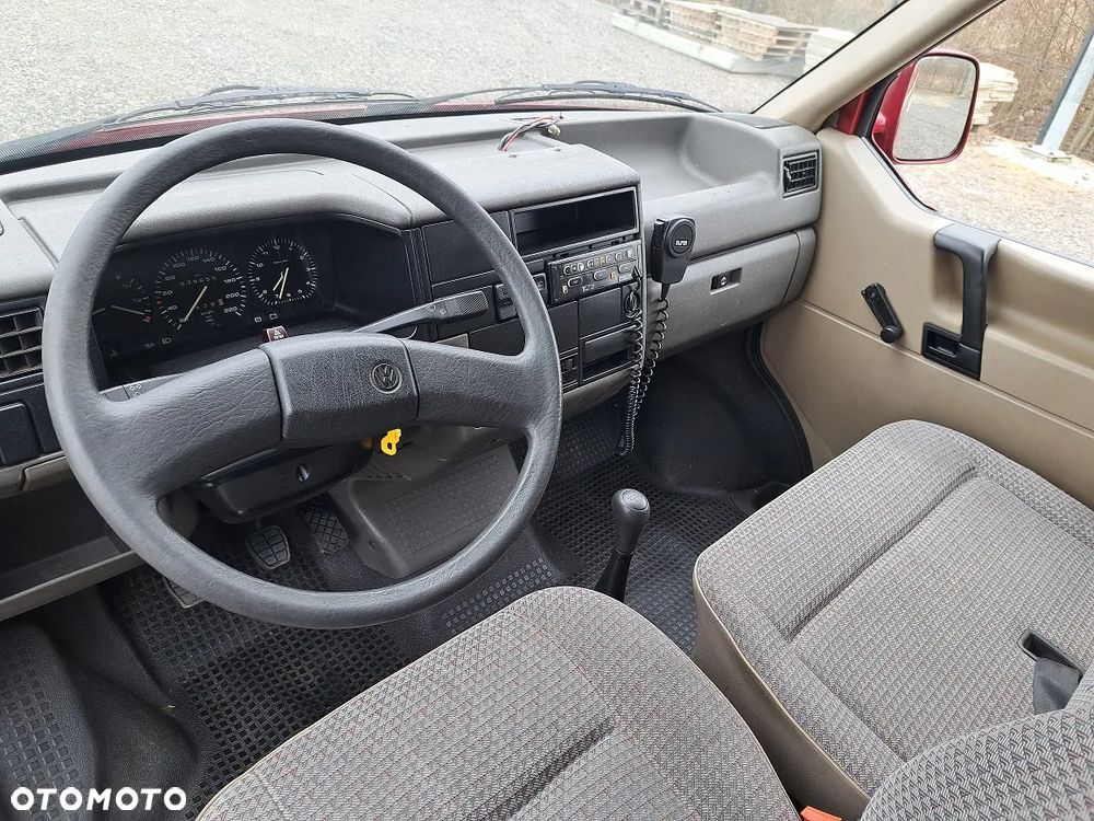 Volkswagen Transporter - 21