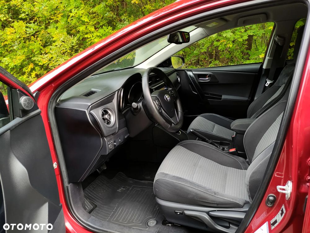 Toyota Auris 1.8 VVT-i Hybrid Automatik Touring Sports Design Edition - 23