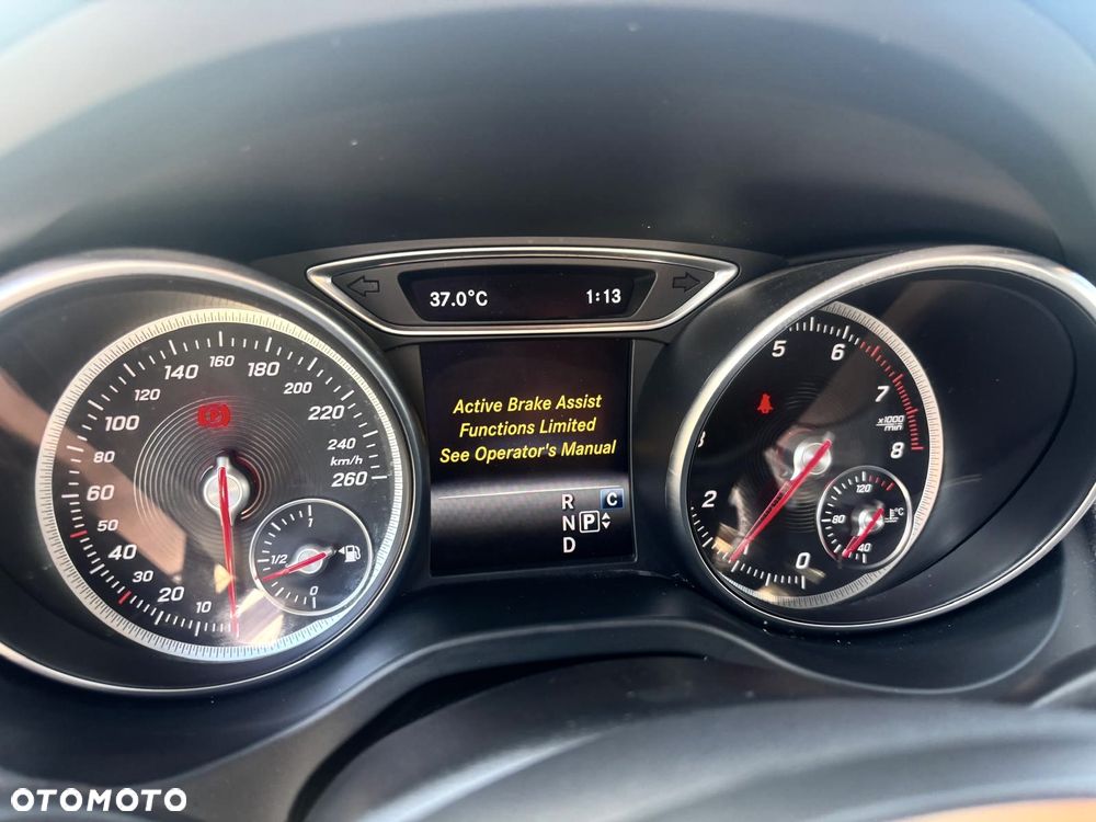 Mercedes-Benz GLA 250 4-Matic - 14