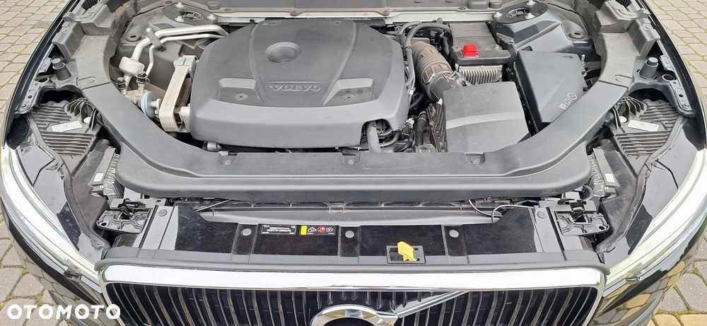 Volvo XC 60 T6 AWD Momentum - 5