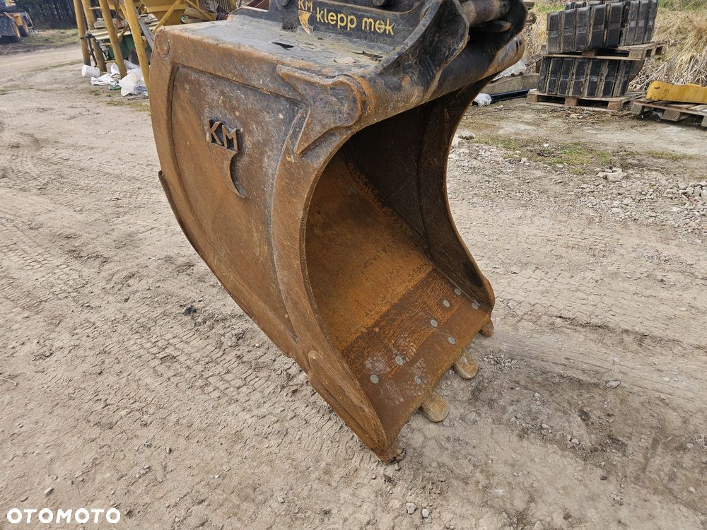 Komatsu PW148-10 - 13