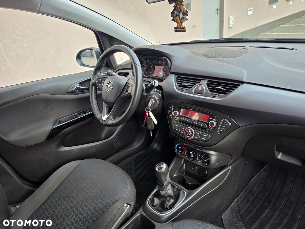 Opel Corsa 1.4 16V Cosmo - 10