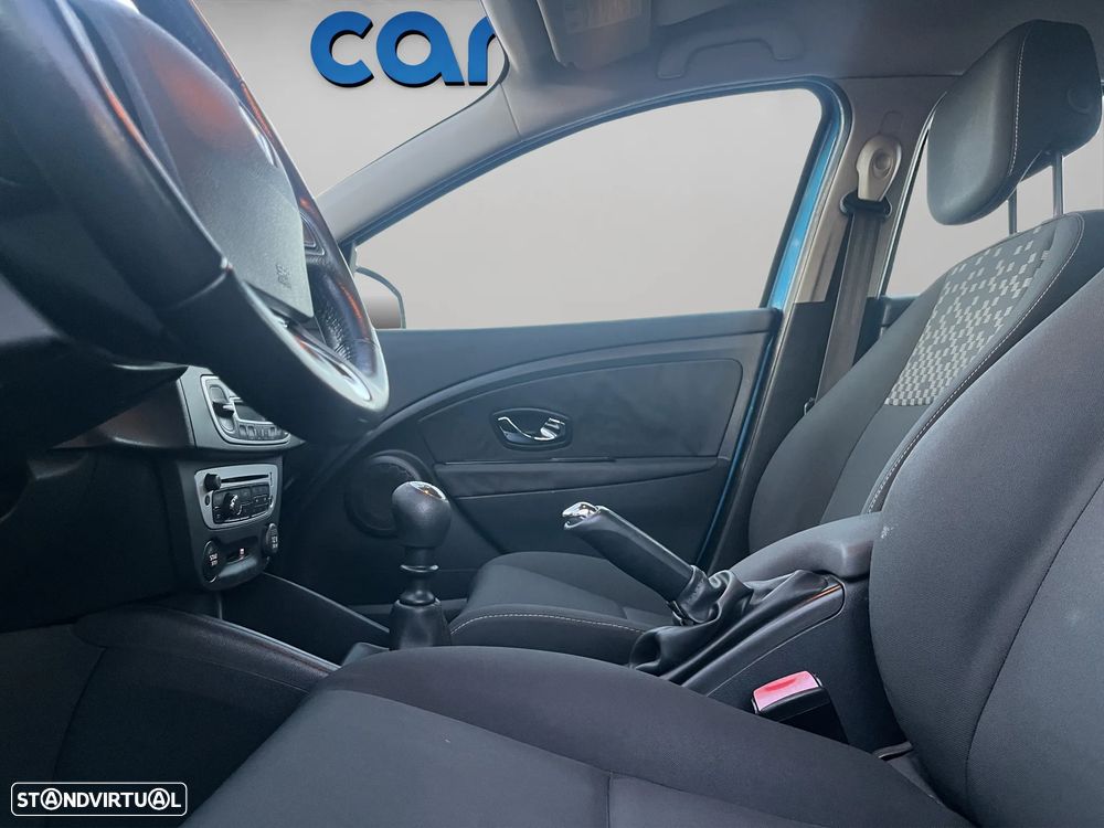 Renault Mégane 1.5 dCi Confort SS - 8