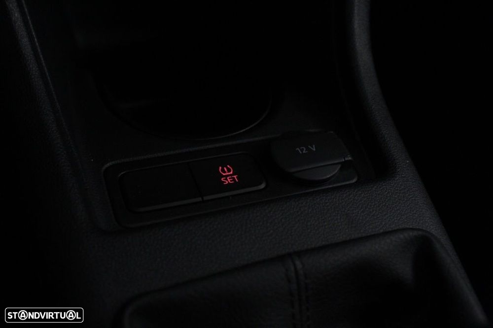 VW Up! 1.0 Move - 25