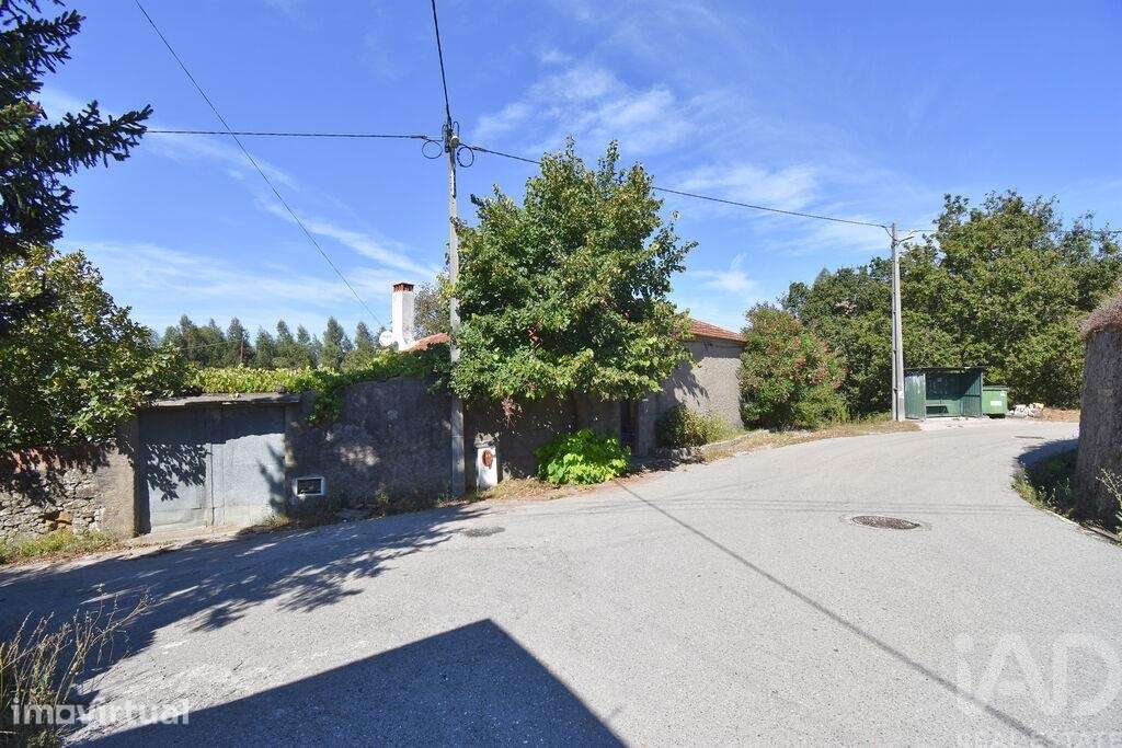 Casa tradicional T4 em São Miguel, Santa Eufémia e Rabaçal de 284,00 m - Grande imagem: 2/30
