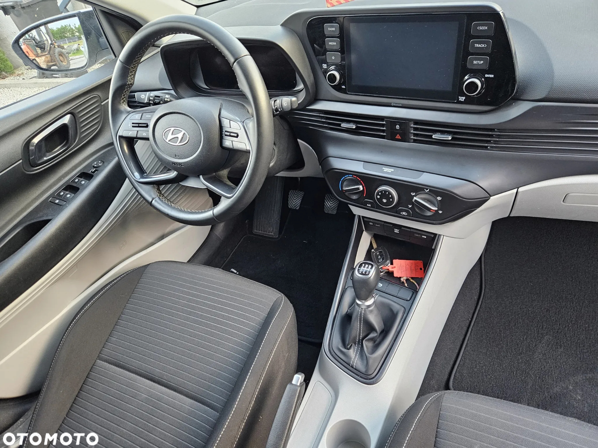 Hyundai i20 - 11