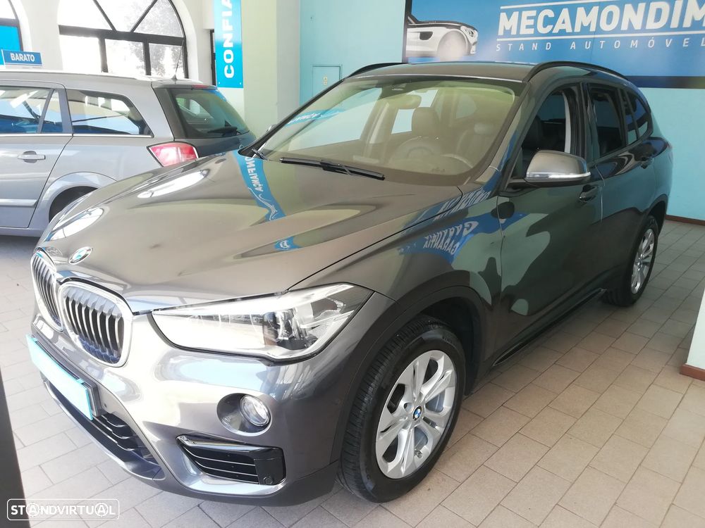 BMW X1 xDrive18d Sport Line - 1