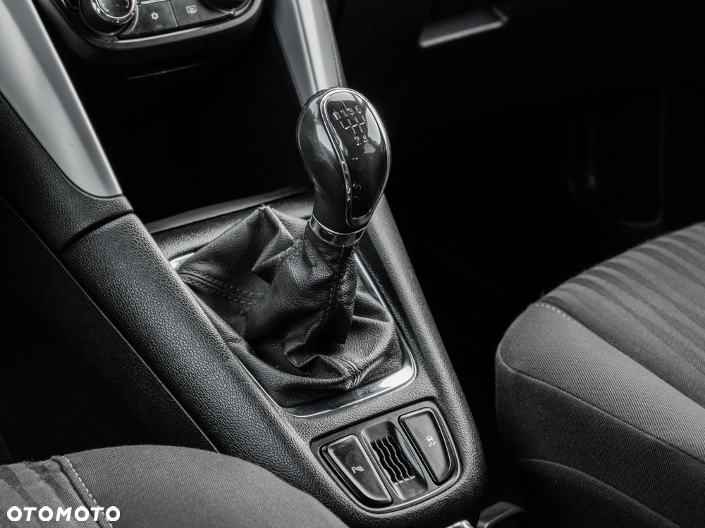 Opel Zafira 2.0 CDTI Enjoy - 10