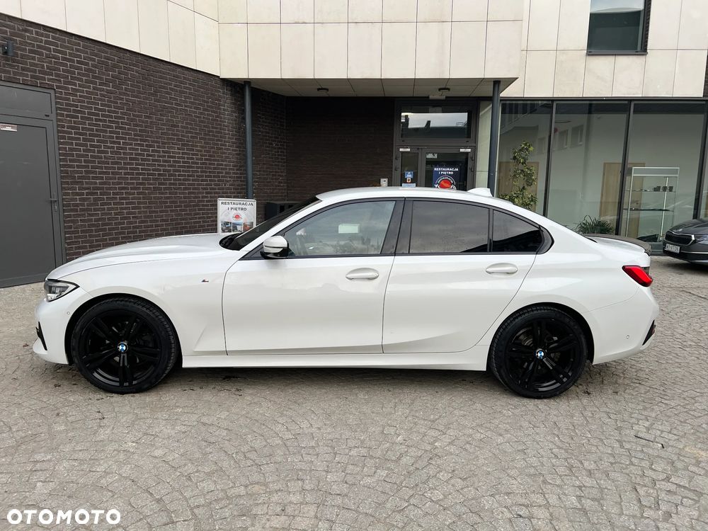 BMW Seria 3 320d xDrive Sport Line Shadow sport - 4