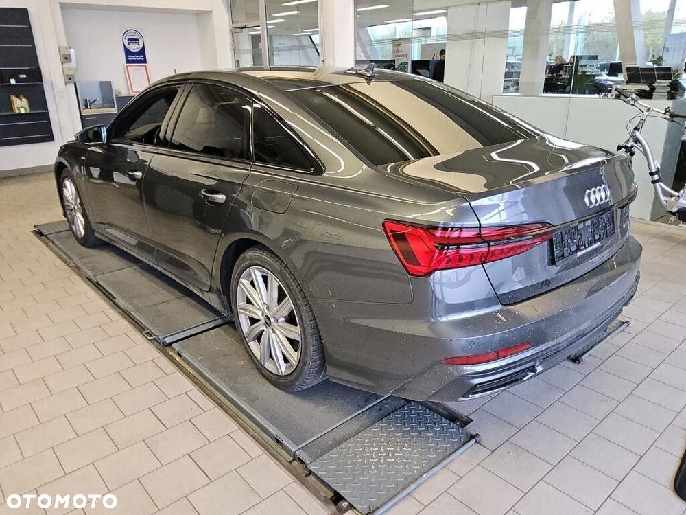 Audi A6 Limousine - 3