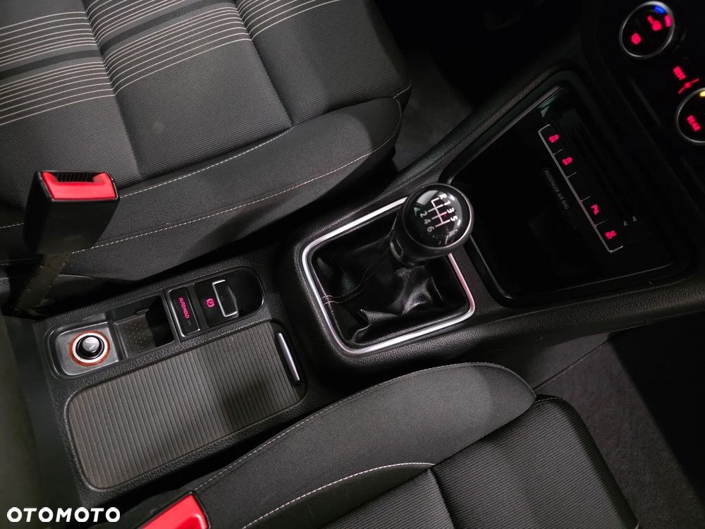 Volkswagen Sharan 2.0 TDI Blue Motion Style - 17