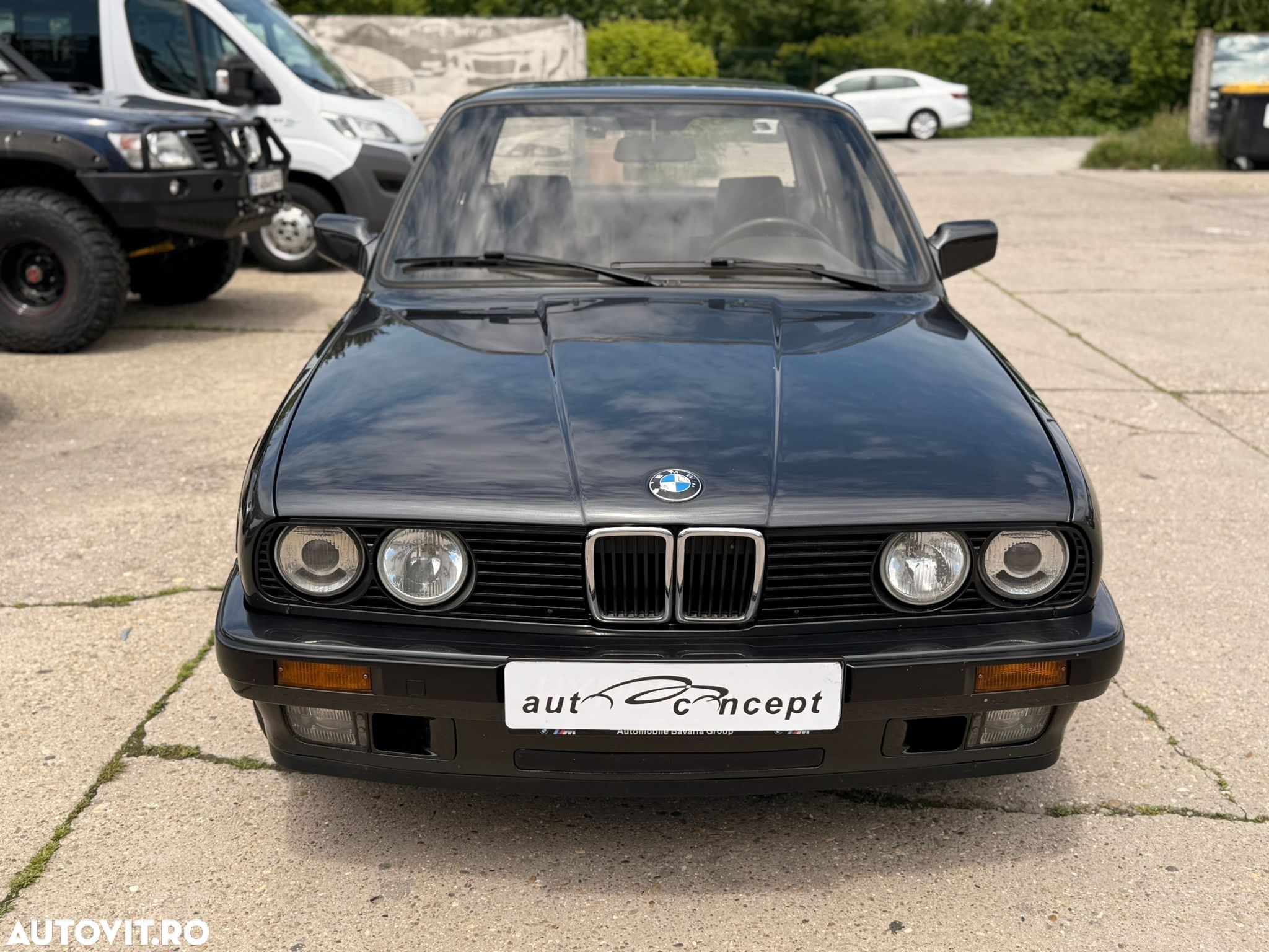 BMW Seria 3 - 1