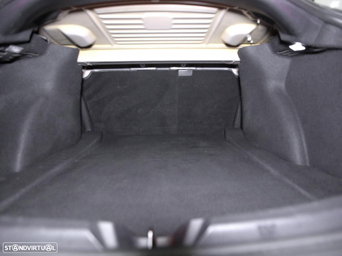 Tesla Model 3 Standard Range Plus RWD - 11