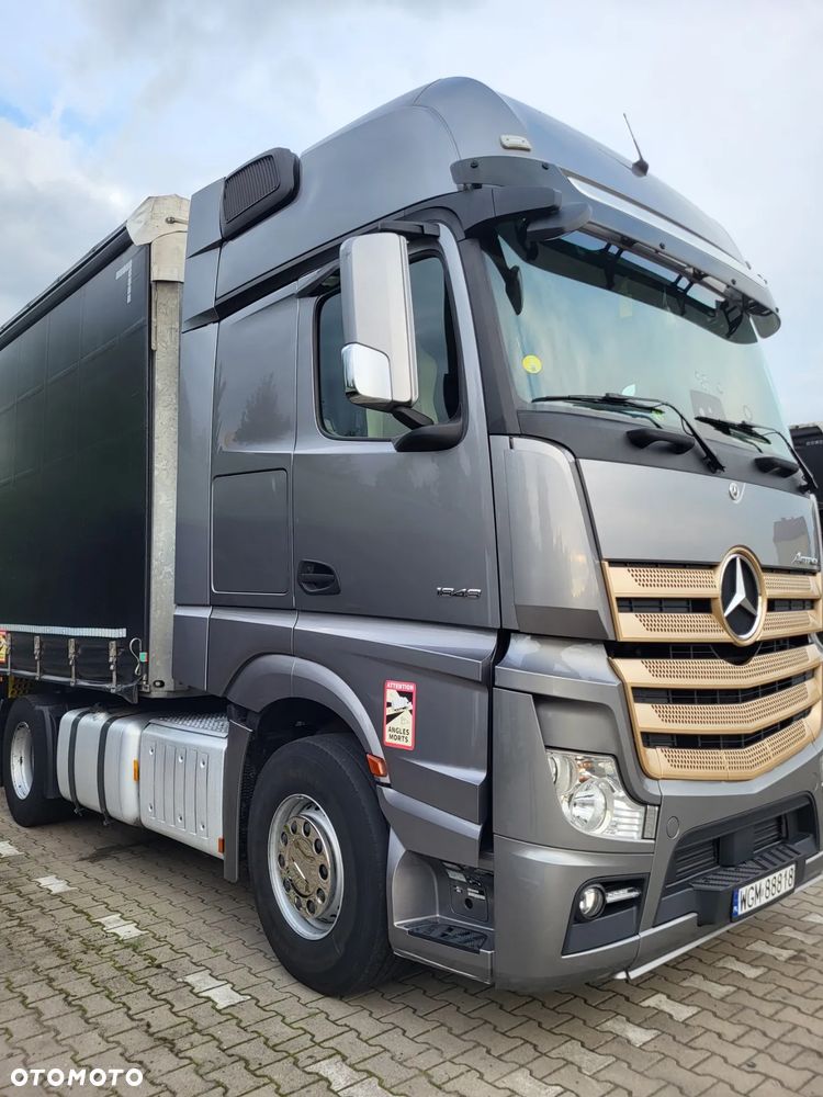 Mercedes-Benz ACTROS - 2