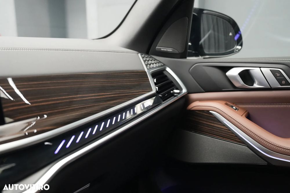 BMW X5 M M60i xDrive - 26