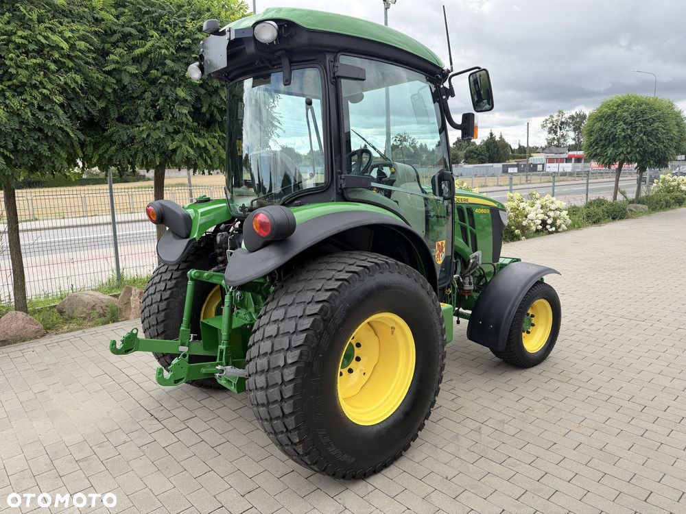 John Deere 4066R - 25