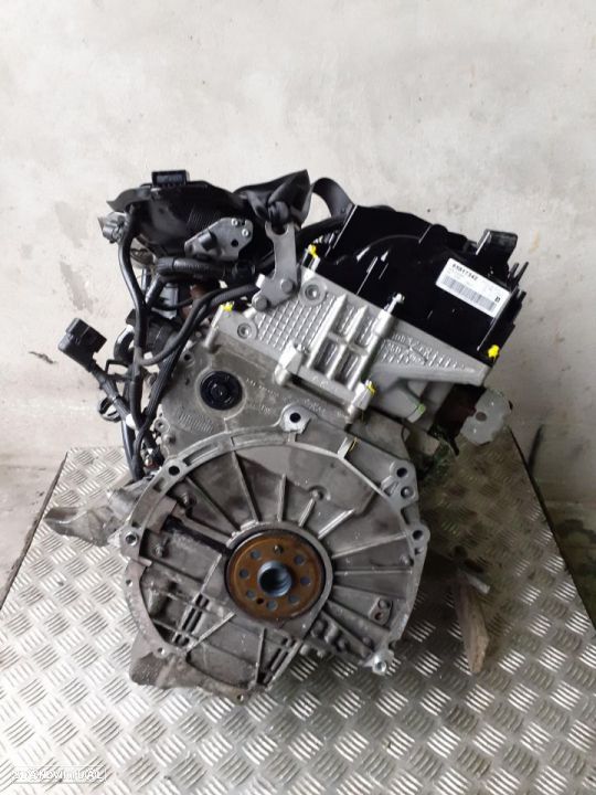 Motor BMW 318d 118d 143cv Ref: N47D20C (2010) - 7