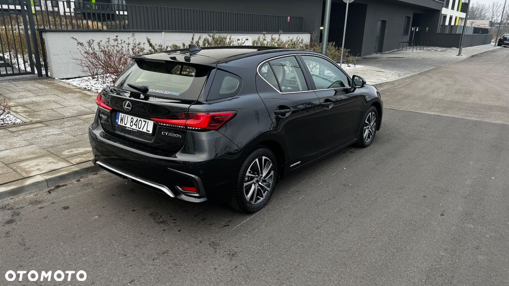 Lexus CT - 2