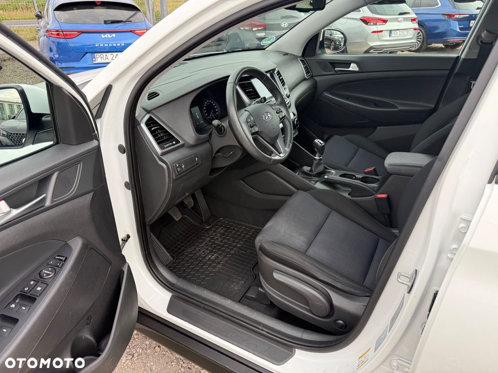 Hyundai Tucson blue 1.7 CRDi 2WD Style - 11