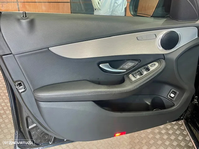 Mercedes-Benz C 300 de Avantgarde - 41