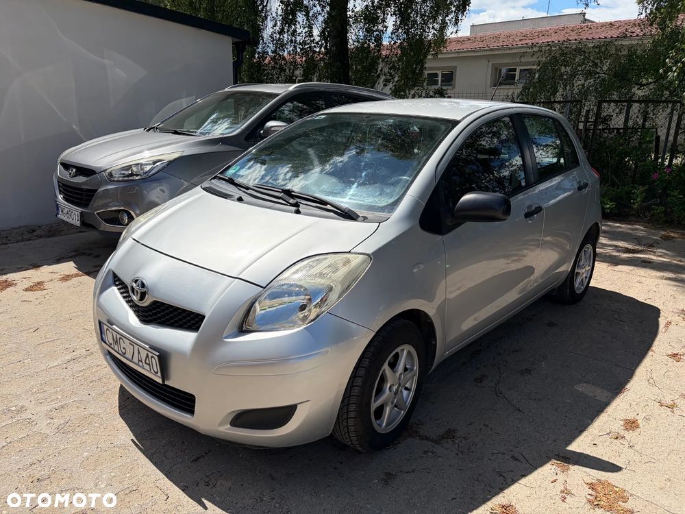 Toyota Yaris 1.33 Luna - 2