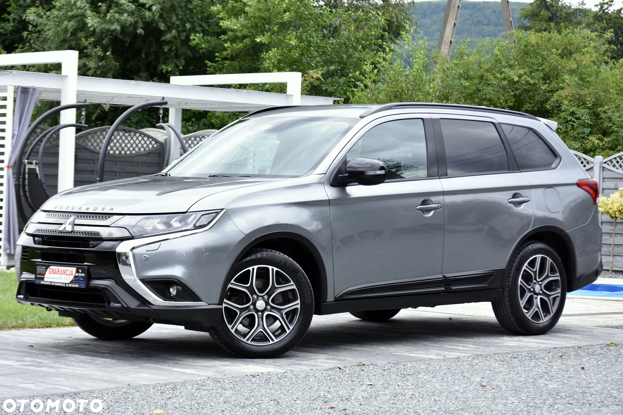 Mitsubishi Outlander 2.0 4WD CVT Diamant Edition+ - 3