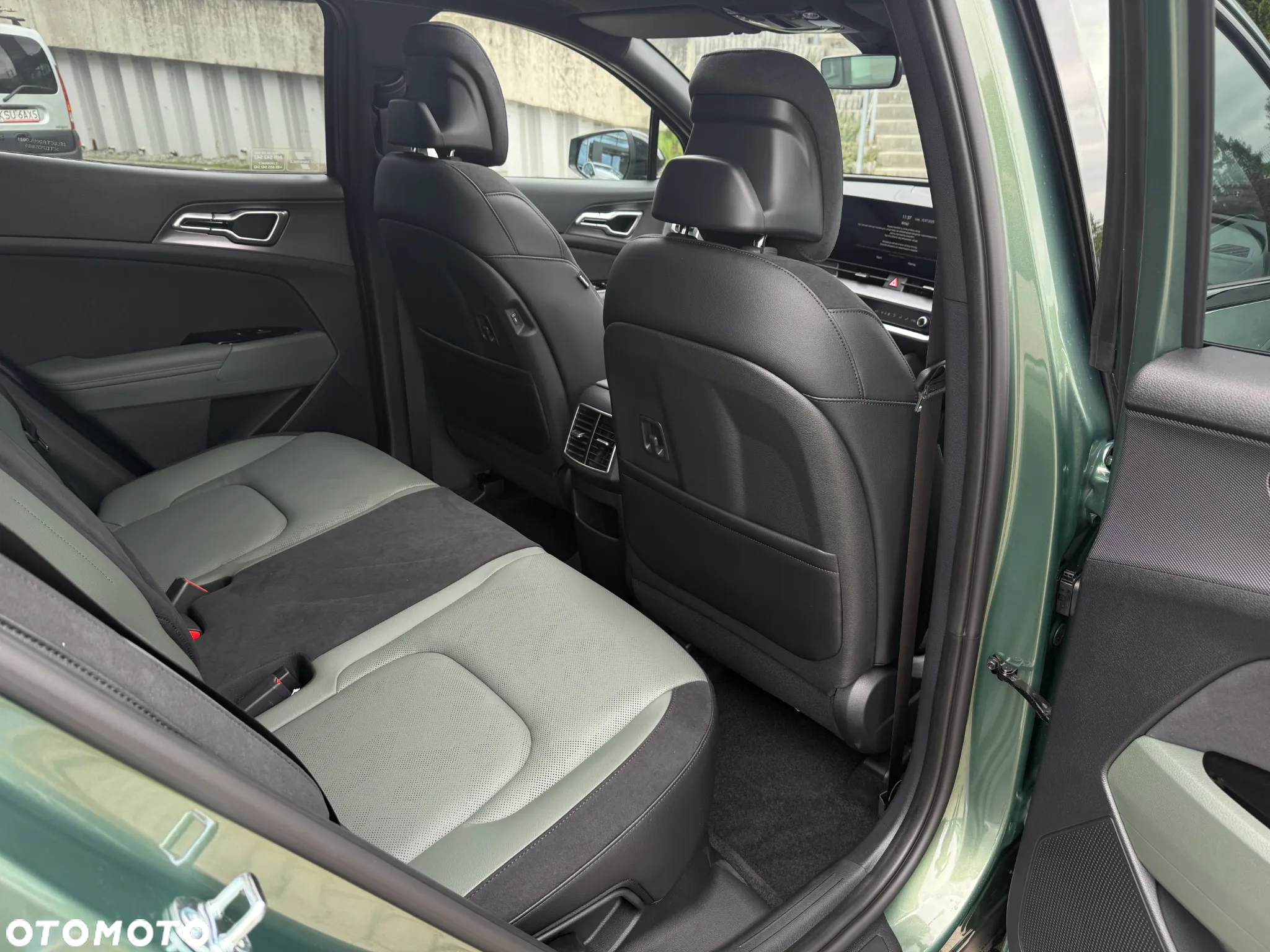 Kia Sportage 1.6 T-GDI HEV Anniversary 2WD - 16