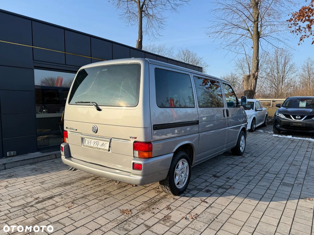 Volkswagen Multivan Standard - 17