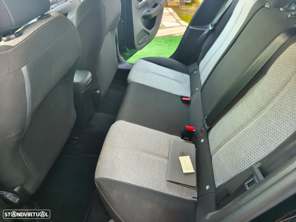 Opel Corsa 1.2 Edition - 25