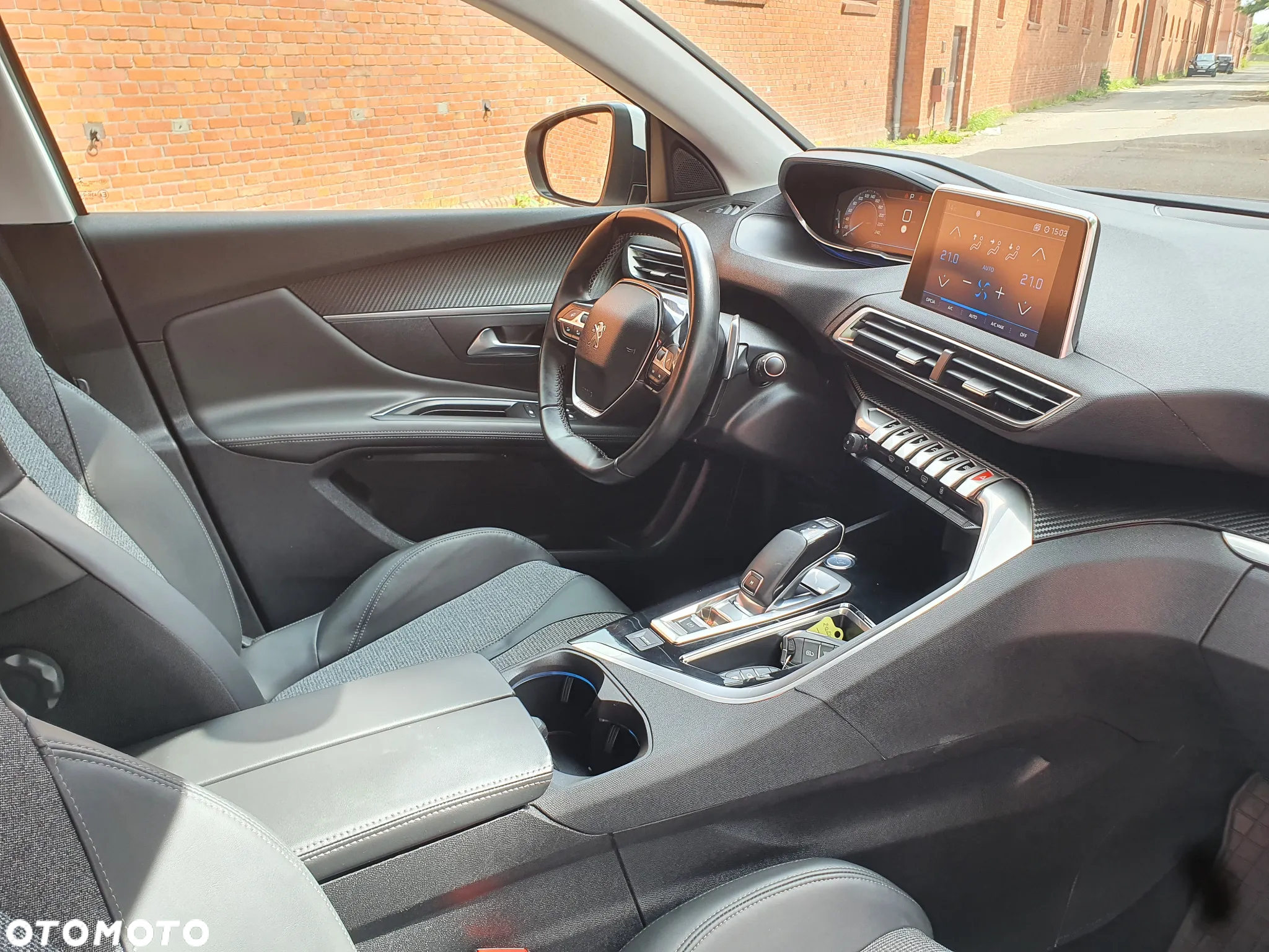 Peugeot 3008 1.2 PureTech Allure S&S EAT8 - 9