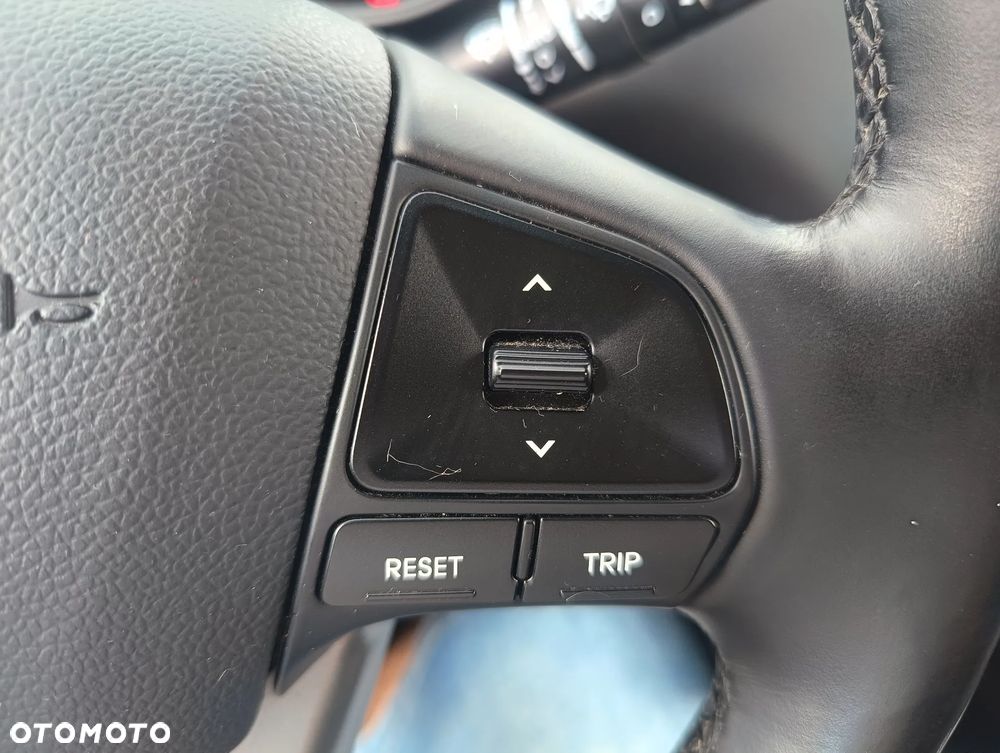 Kia Rio 1.4 Platinum Edition - 29