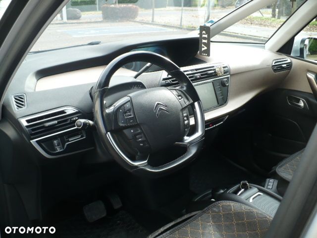 Citroën C4 Picasso - 11