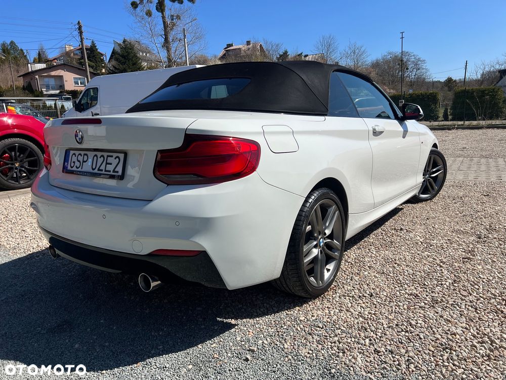 BMW Seria 2 218d - 8