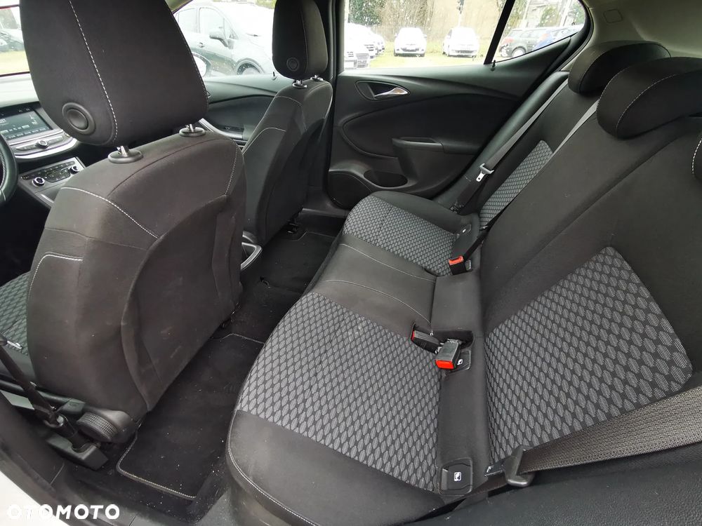 Opel Astra 1.0 Turbo Start/Stop Business - 11