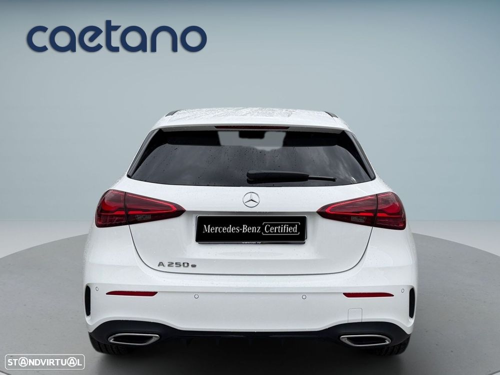 Mercedes-Benz A 250 e - 5